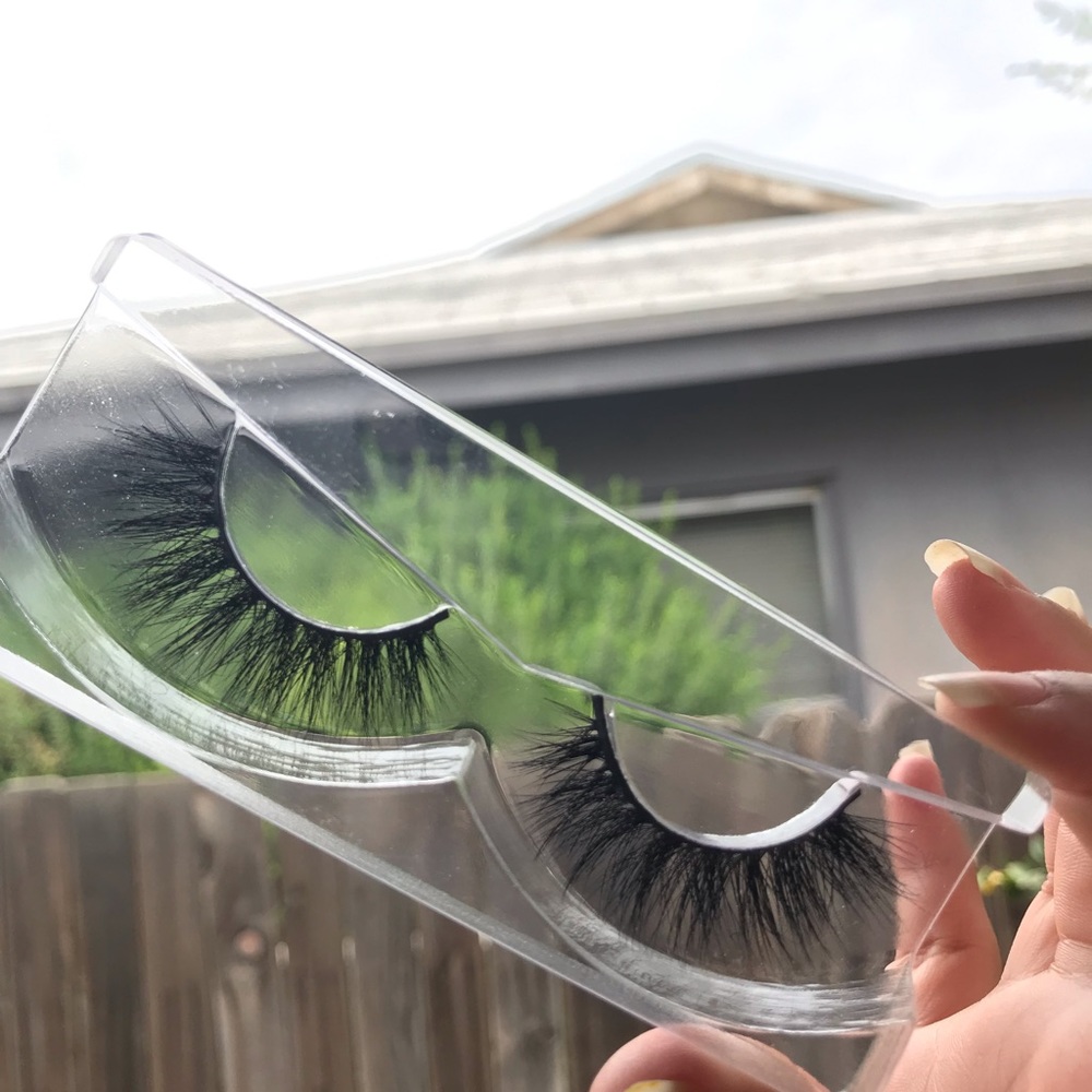 Eyelashes